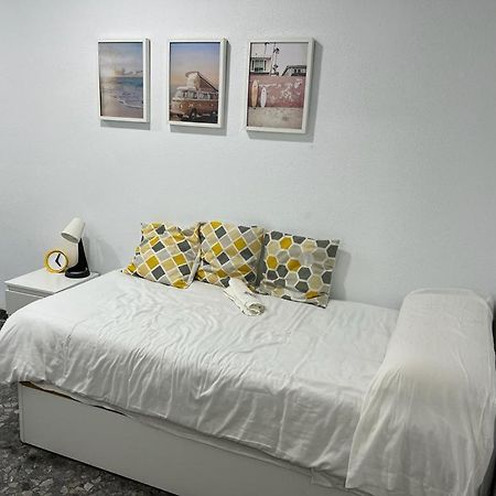 Casa Compartida Villanueva de Gállego Exteriör bild