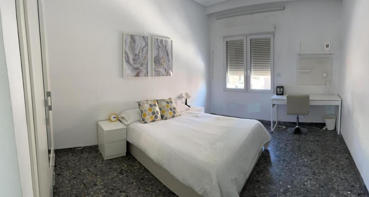 Casa Compartida Villanueva de Gállego Exteriör bild